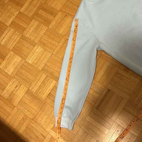 Poppy & Pionies Light Blue Crewneck Sweater - Picture 4 of 8